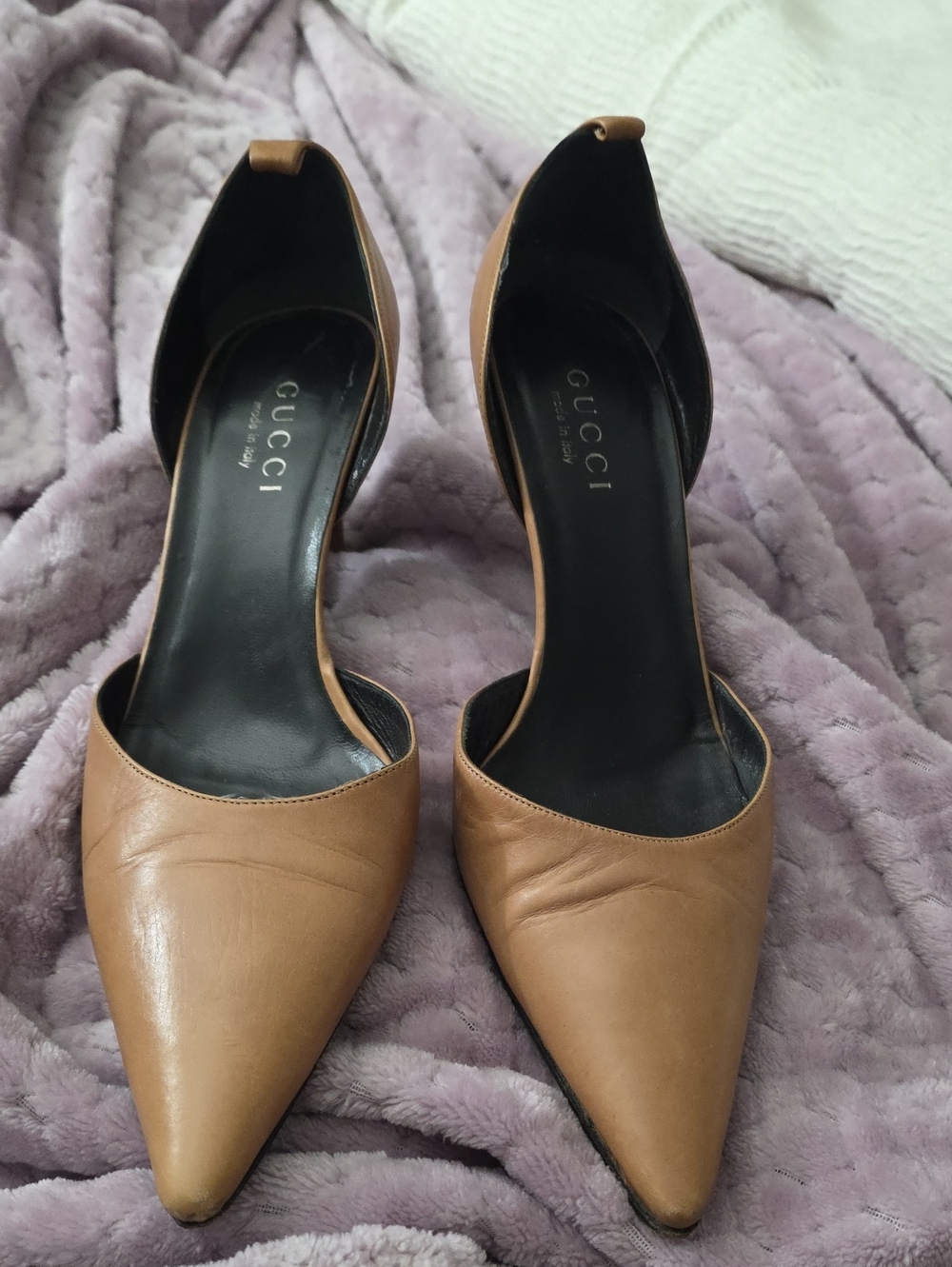 Gucci Tan Leather Pointed D'Orsay Heels